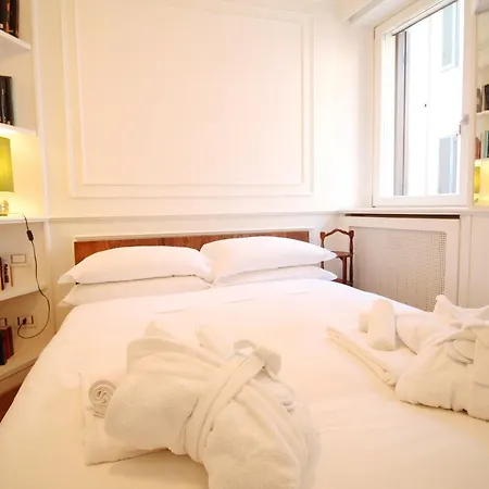 Charm & Design In Gourmet District