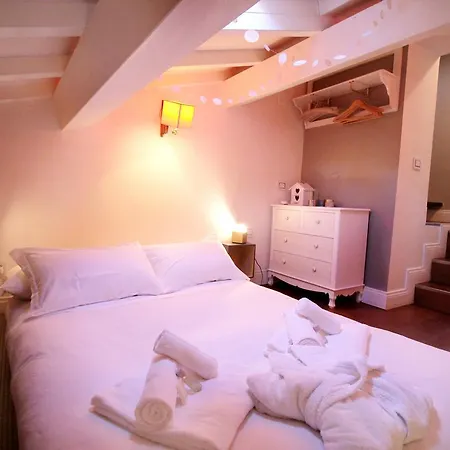 Appartement Charm & Design In Gourmet District *