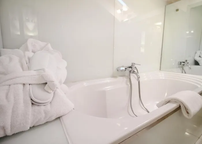 Charm & Design In Gourmet District Apartment Rom