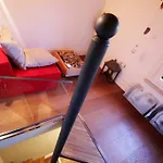 Apartment Charm & Design In Gourmet District Rom